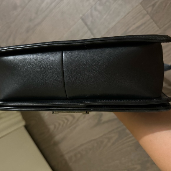 Chanel Le Boy leather handbag - Picture 4 of 7
